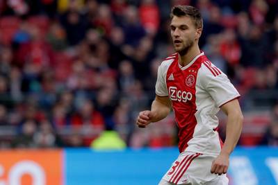 Veltman scoort voor Ajax in oefenduel met AZ