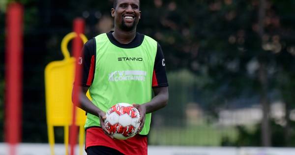 'Lieve krachtpatser' Douglas gaat bij Go Ahead voor eerherstel - Tubantia