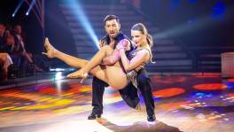 We wanna dance with Hannelore & Michele