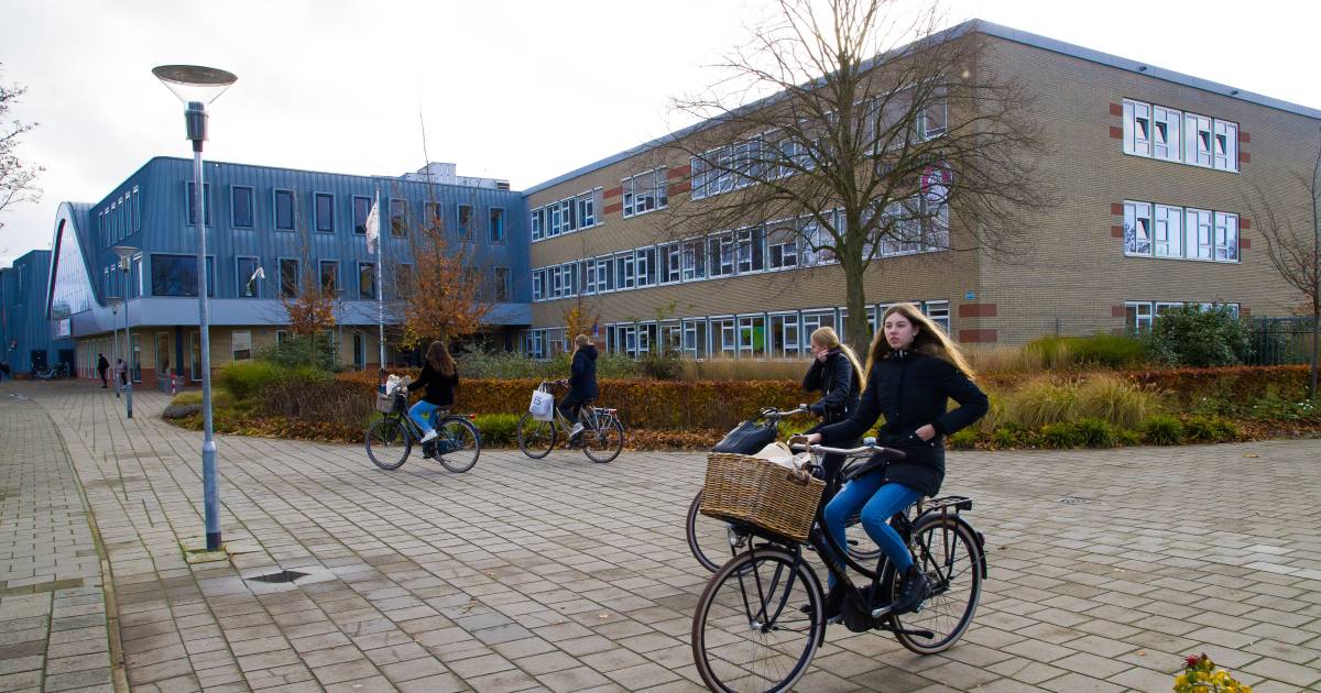 Vooral de quarantaines zorgen in de klas voor lege stoelen: 'Het is niet ideaal, laten we wel wezen'