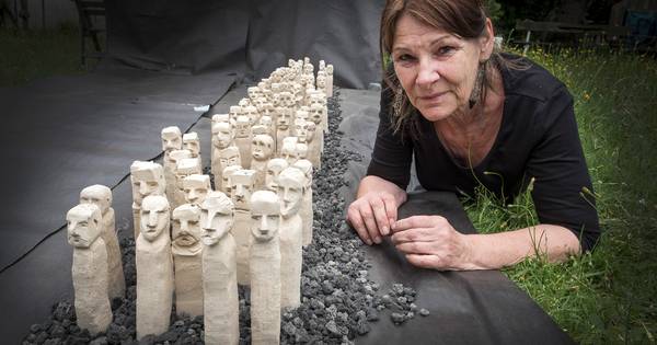 Kunstwerk ter herinnering aan de evacuatie