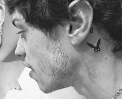 Nieuwe vriend Ariana Grande neemt twee tattoos om relatie te bezegelen