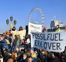 Duizenden mensen betogen in Londen tegen gebrek aan politieke daadkracht rond klimaatopwarming