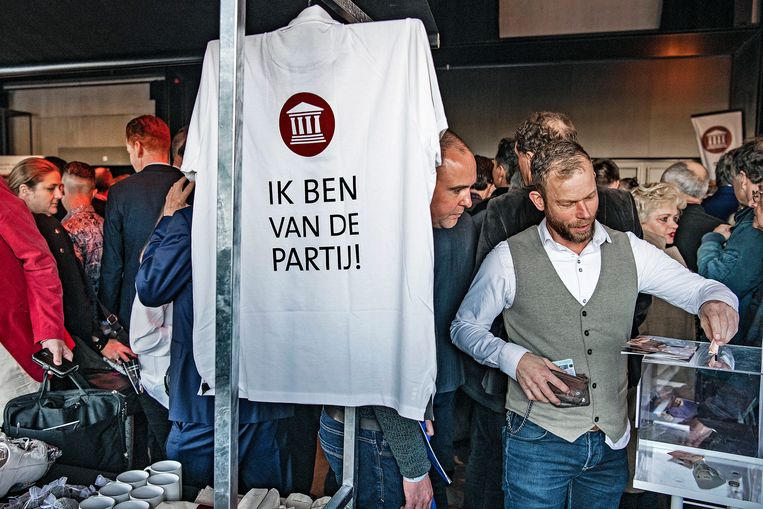 Baudet En Forum Strubbelingen Genoeg Maar Wel De Meeste Leden De Volkskrant