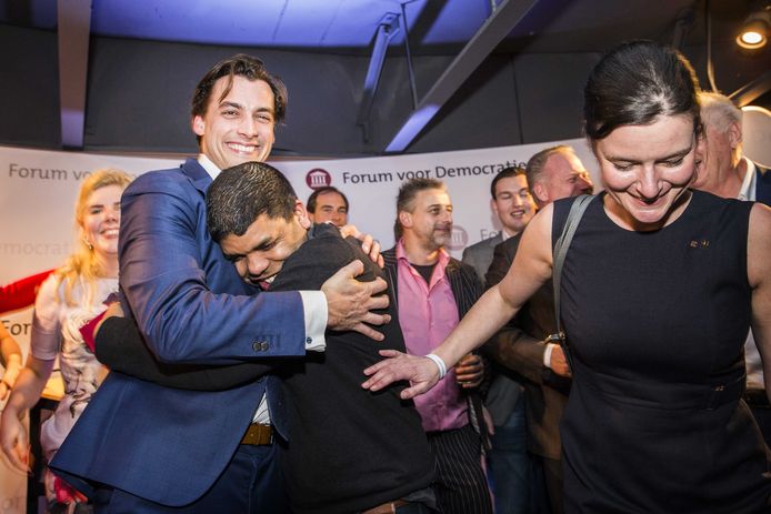 Thierry Baudet: 'Wij hebben een goede boodschap en we hebben lol,  leuke meiden, een glas wijn erbij. Dat vinden mensen fantastisch.'