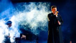 Mike verovert de harten van Vlaanderen met 'Your Song'