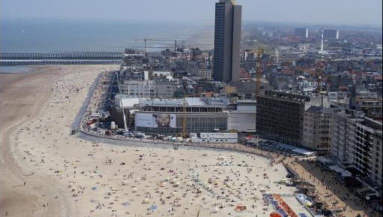 Klein Strand In Oostende Ontruimd Door Zeemijn De Morgen