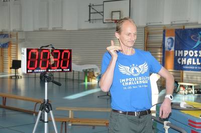 Nederlander vestigt wereldrecord met-één-hand-klappen