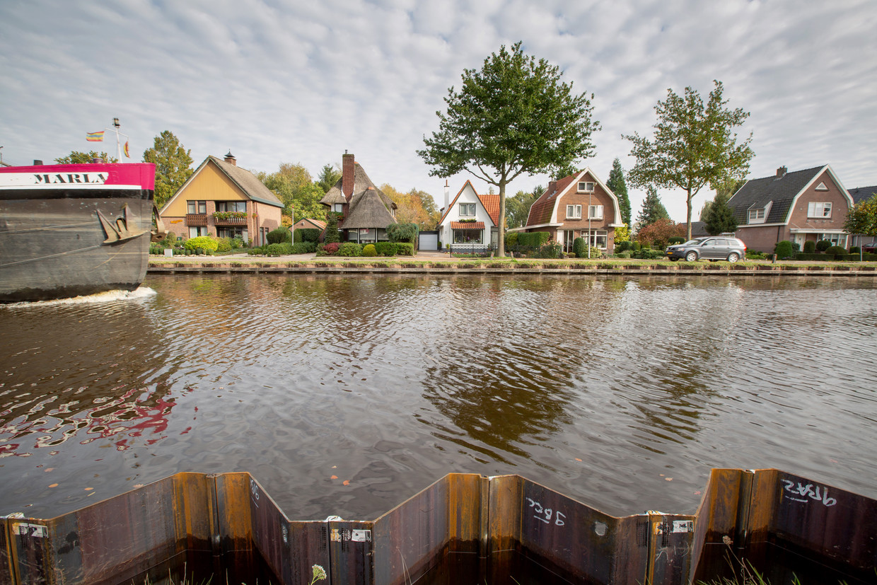 Onrust rondom werkzaamheden kanaal Almelo vanwege scheuren in de muur