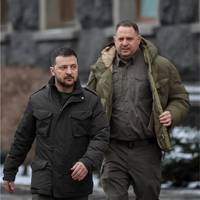 ‘De Oekraïense delegatie is onthoofd’: hoe ontslag van Jermak de gesprekken tussen Oekraïne en VS bemoeilijkt