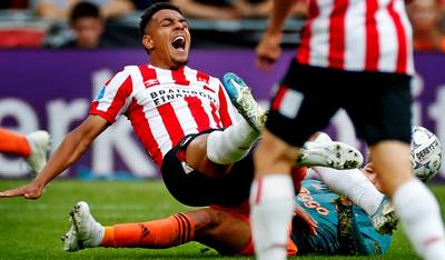 Kraker tussen PSV en Ajax in beeld