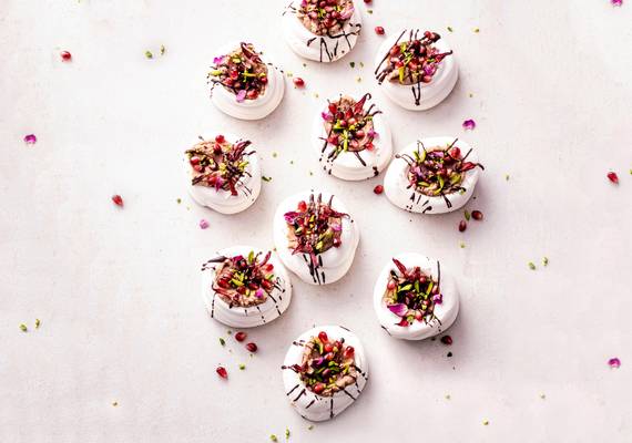 Dit wil je proeven! Gevulde hagelwittemeringues
