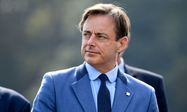 N-VA Antwerpen: kan Bart De Wever het alleen bij de komende verkiezingen? | binnenland | De Morgen