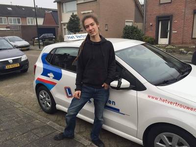 Auto van overleden Sjors (22) uit Gemert na lange zoektocht alsnog gevonden door speurhonden op bodem van de Maas