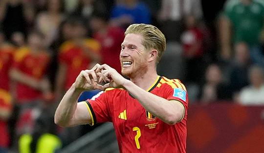 Kevin De Bruyne na 1-5-overwinning: ‘Nu begint het pas’ • Grootste Belgische WK-zege ooit
