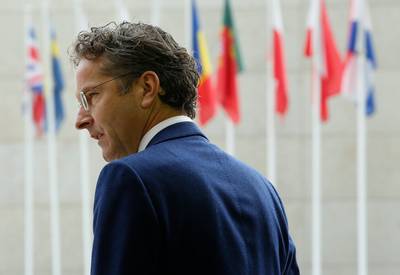Jeroen Dijsselbloem mag aanblijven als eurogroepvoorzitter