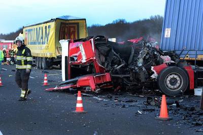 Taakstraf en rijverbod gevraagd voor kettingbotser A73