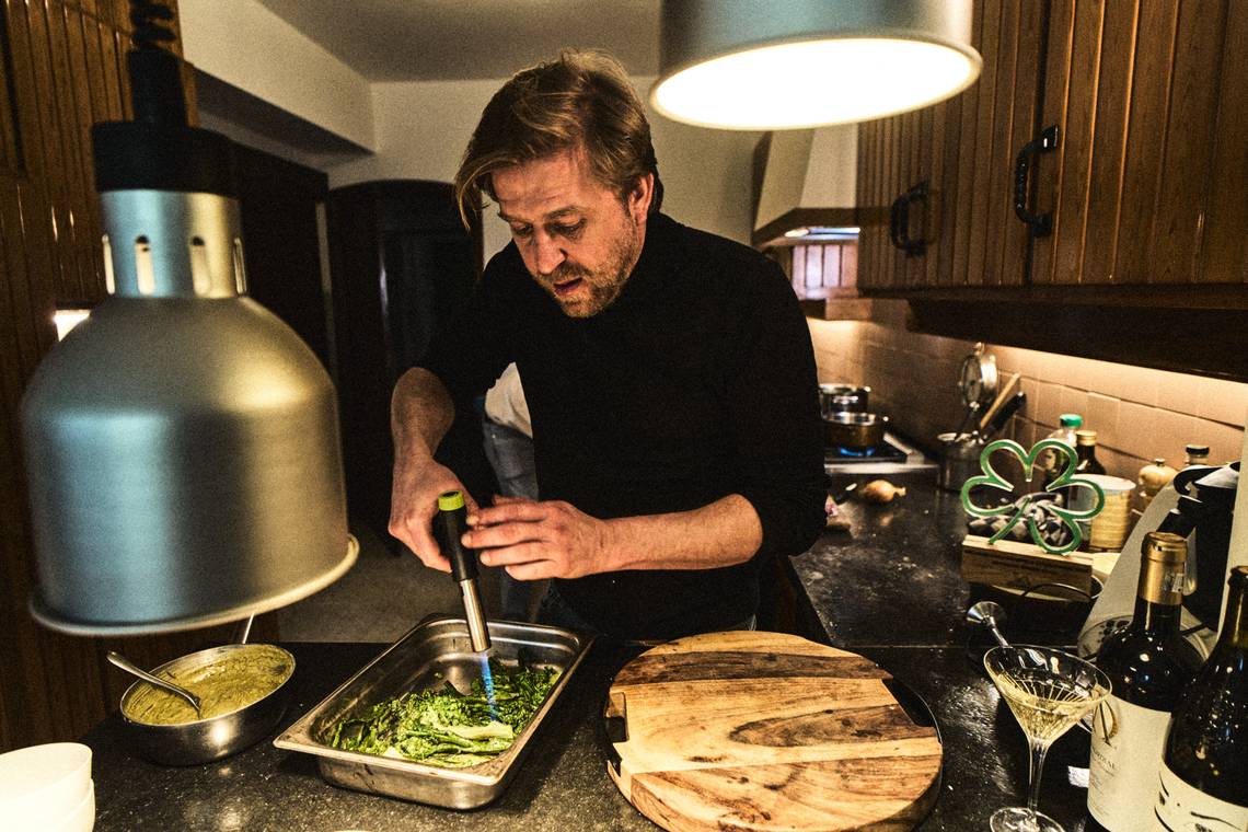 ‘Er zijn te veel leugens, te wijten aan zijn verslavingen’: de verborgen kant van chef-kok Seppe Nobels