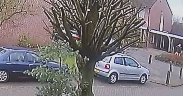 Politie op zoek naar onhandige inbrekers woning Harreveld