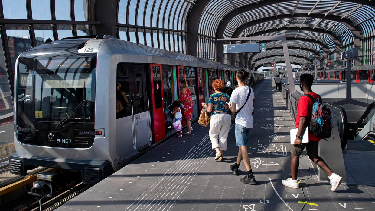 Dit Was De Opening Van De Noord Zuidlijn Het Parool