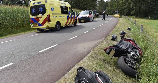 Twee gewonden nadat scooter en motor botsen op weg bij Langeveen - Tubantia