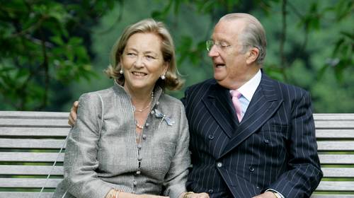 Koning Albert “verheugd over ontmoeting tussen koning Filip en Delphine