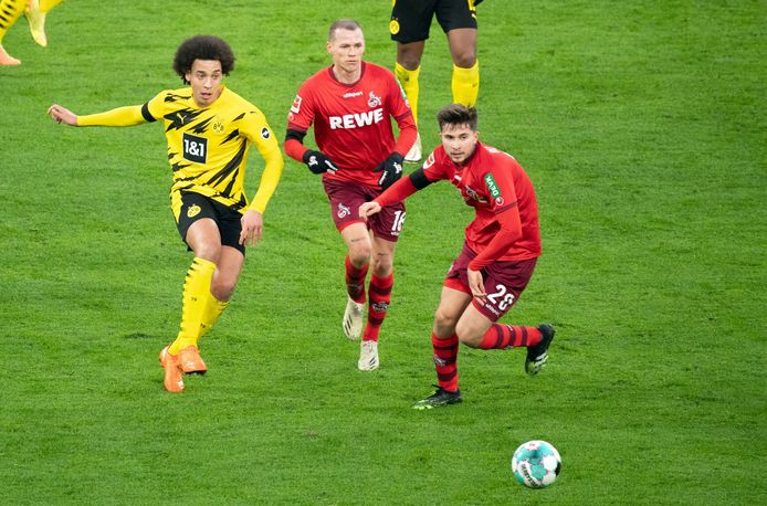 Dortmund verslikt zich op eigen veld in Köln, ondanks ...