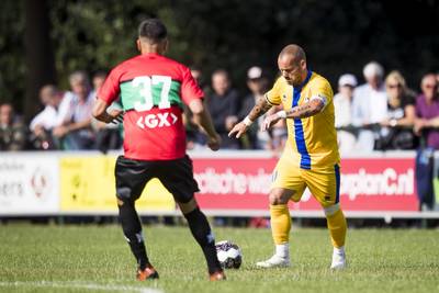 NEC speelt gelijk tegen Wesley Sneijders Al-Gharafa