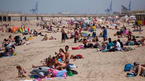 Van verplicht windzeil tot ‘cabriocabine’: zo kan je naar de Belgische kust deze zomer