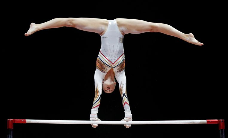 Nina Derwael imponeert op WK artistieke gymnastiek, maar ...