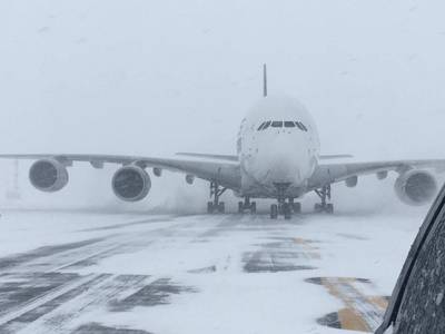 Vliegveld heeft moeite met voor storm uitgeweken Airbus A380