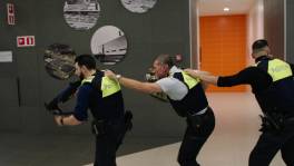 Spectaculaire politie-oefening in Genks winkelcentrum