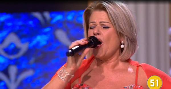 Rossumse Karin Hertsenberg maakt indruk in tv-programma All Together Now - Tubantia
