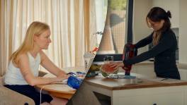 Concentratie gezocht: Thuiswerkende Kim versus een zeer aanwezige ...