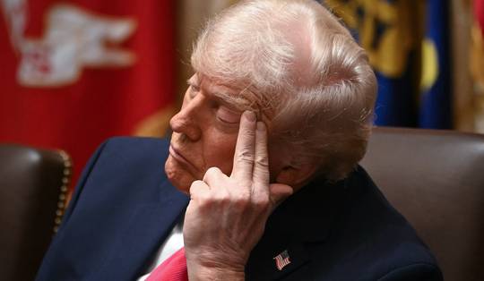 Trump valt opnieuw paus aan vanwege zijn kritiek op Iran-oorlog