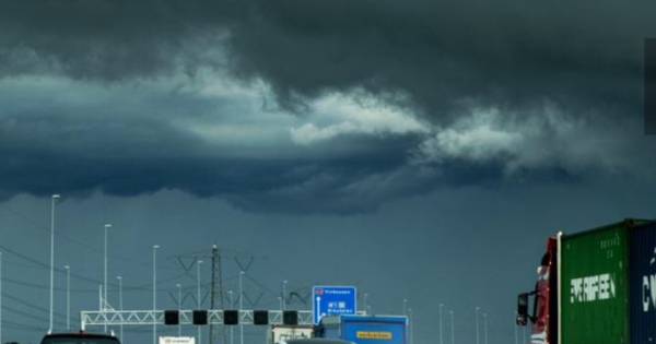 Code geel: noodweer met hagelstenen van 4 centimeter verwacht voor Brabant