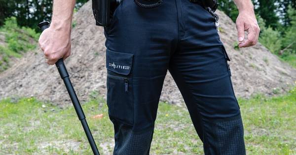 Boswachters snakken naar uitschuifbare wapenstokken: 'Ik voel me geschoffeerd' - BD.nl