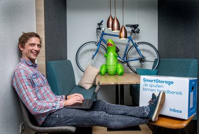 Geen schuur? Hang je fiets gewoon aan de muur!