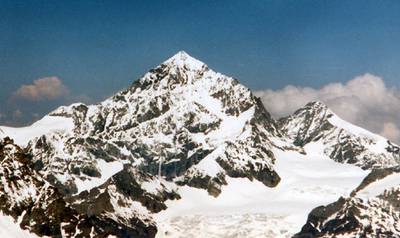 Dode in Zwitserse Alpen: Nederlandse  klimmer stort 300 meter omlaag