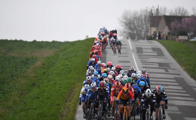 Parijs-Nice gaat door, maar de angst voor corona blijft