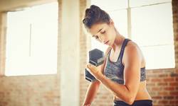 Steeds meer vrouwen worden lastiggevallen in de fitness: “Alsof de ongewenste avances inbegrepen zijn bij het abonnement”