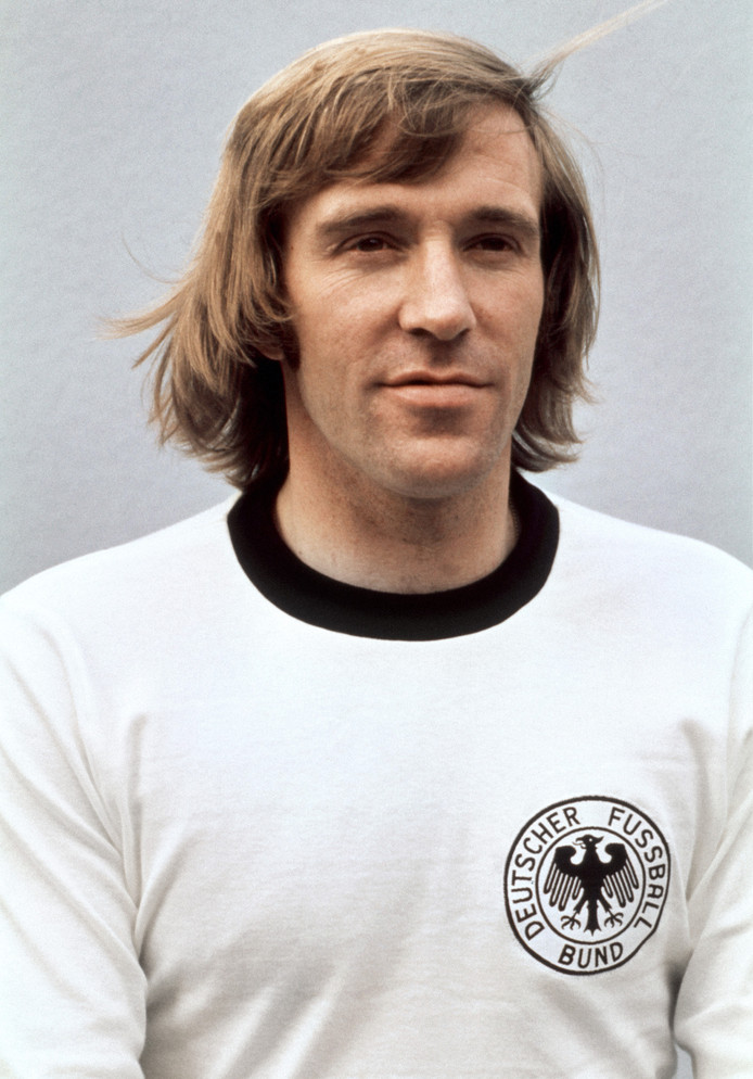 Günter Netzer In Der Hall Of Fame Des Deutschen Fußballs ⚽ – IQGP