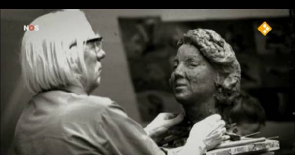 Beeld van Beatrix was veelvoud van 177 euro waard: oud-koningin definitief niet terug naar Altena