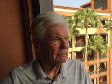 Ad (79) kan geen kant op in door coronavirus getroffen hotel op Tenerife: ‘Thuisfront is in paniek’