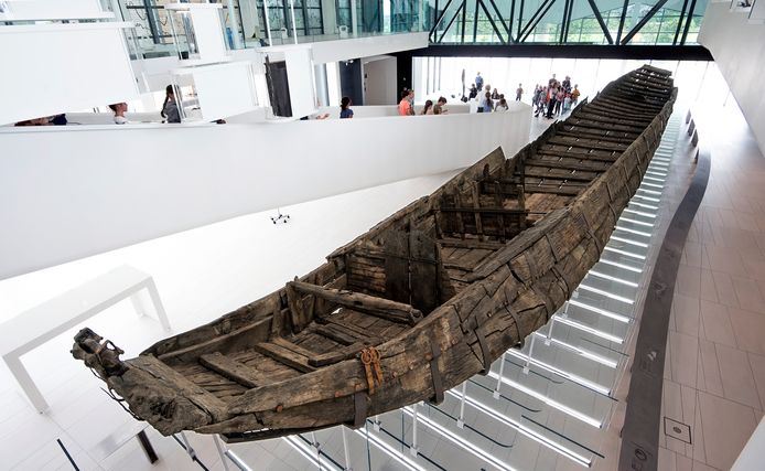 Het Romeinse schip De Meern 1 geldt als pronkstuk van Castellum Hoge Woerd.
