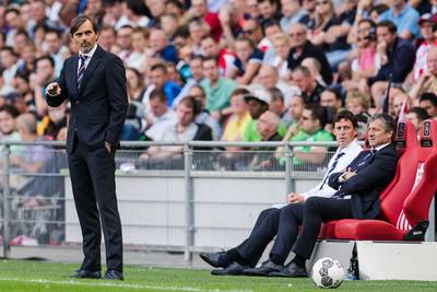 Cocu kritisch op PSV: Maar fluitconcerten vind ik wat ver gaan