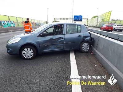Vrachtwagenchauffeur veroorzaakt ongeluk op A2 bij Den Bosch, bekijkt de schade en gaat er vandoor