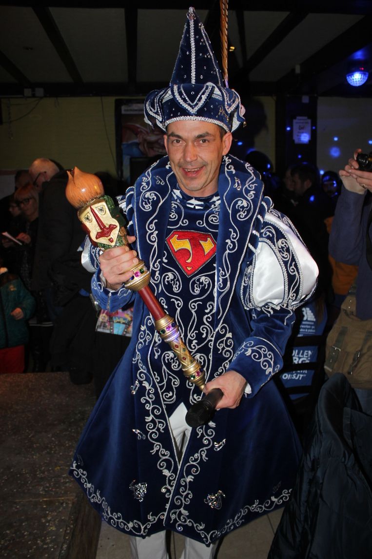 Super Papa Neemt Zijn Kinderen Mee In De Stoet Aalst In De