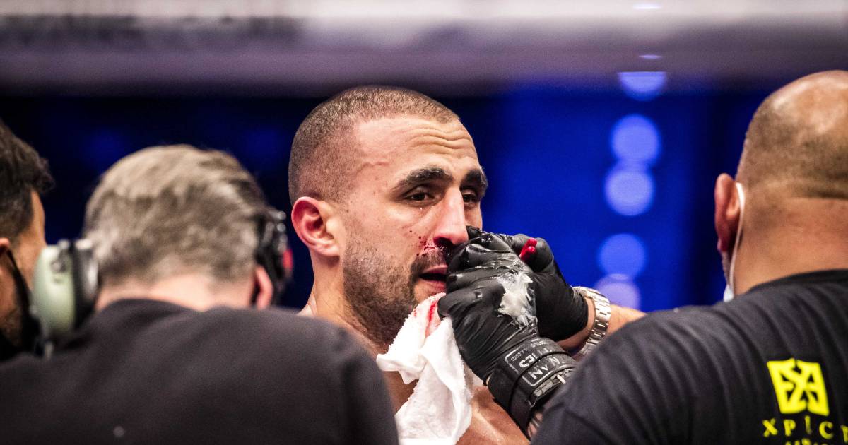 Badr Hari Suffers A Double Break In His Nose On Knockout Martial Arts Netherlands News Live