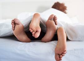 Volgens onderzoek hebben we in de maand juli het vaakst sex: dít is waarom 